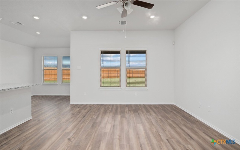 104 Little Green Trail, Jarrell, TX 76537, 3 Bedrooms Bedrooms, ,2 BathroomsBathrooms,Residential,For Sale,104 Little Green Trail,0,593678