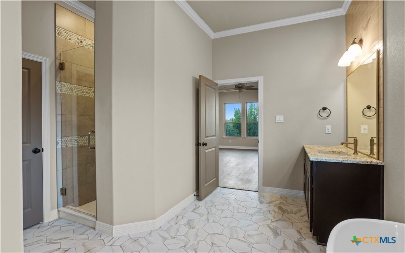 2136 Oak Draw Court, Belton, TX 76513, 5 Bedrooms Bedrooms, ,3 BathroomsBathrooms,Residential,For Sale,2136 Oak Draw Court,0,593841