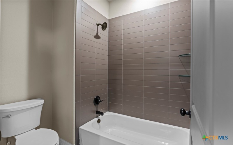 2136 Oak Draw Court, Belton, TX 76513, 5 Bedrooms Bedrooms, ,3 BathroomsBathrooms,Residential,For Sale,2136 Oak Draw Court,0,593841