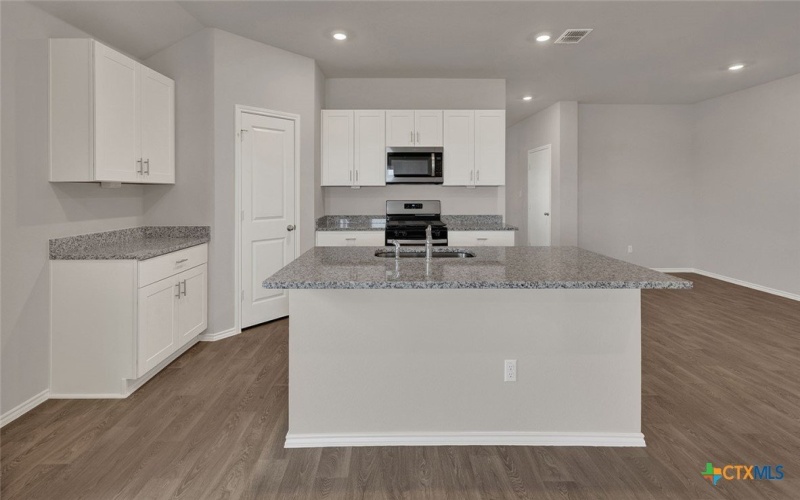 317 HODGES Street, Maxwell, TX 78656, 4 Habitaciones Habitaciones , ,3 BañosBaños,Residential,En Venta,317 HODGES Street,0,601489