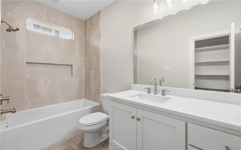 1311 Suncrest, Bryan, TX 77803, 3 Habitaciones Habitaciones , ,2 BañosBaños,Residential,En Venta,1311 Suncrest,0,25013221