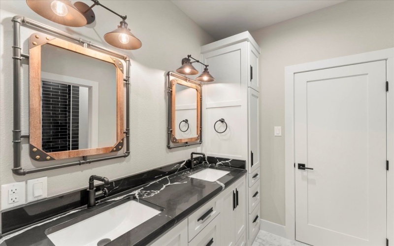 2565 Groves Court, Tool, TX 75143, 6 Habitaciones Habitaciones , ,6 BañosBaños,Residential,En Venta,2565 Groves Court,0,110144