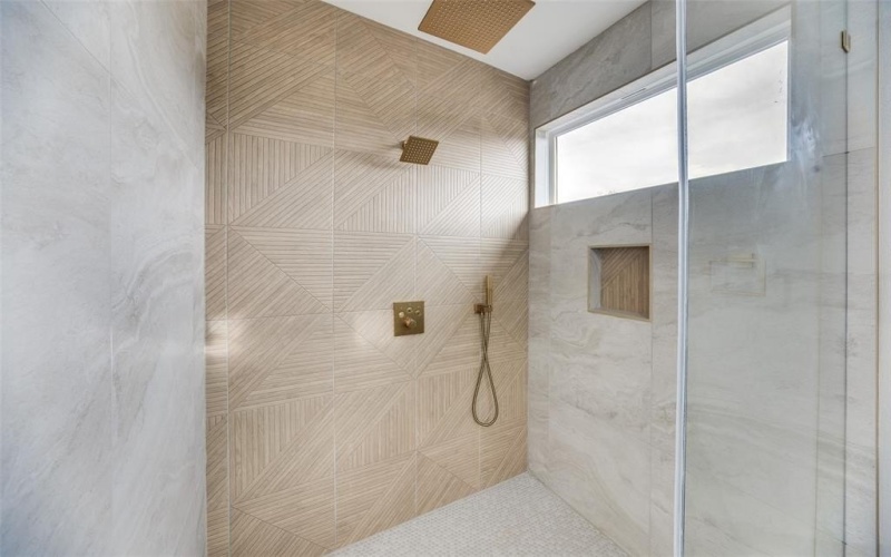 27073 Stonewood Drive, Whitney, TX 76692, 4 Bedrooms Bedrooms, ,3 BathroomsBathrooms,Residential,For Sale,27073 Stonewood Drive,0,21142121