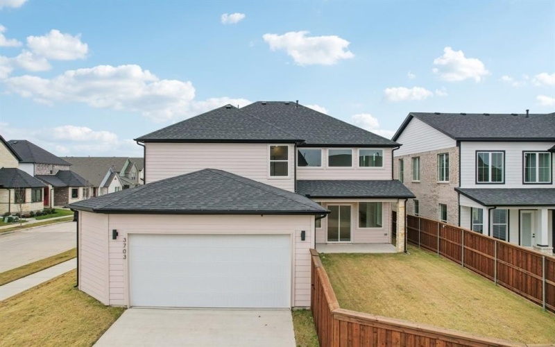 3703 Pilgrims Mews, Rowlett, TX 75088, 4 Bedrooms Bedrooms, ,3 BathroomsBathrooms,Residential,For Sale,3703 Pilgrims Mews,0,21143476