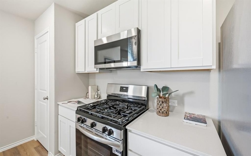 5512 CORDUROY Road, Denton, TX 76249, 5 Bedrooms Bedrooms, ,2 BathroomsBathrooms,Residential,For Sale,5512 CORDUROY Road,0,21149409