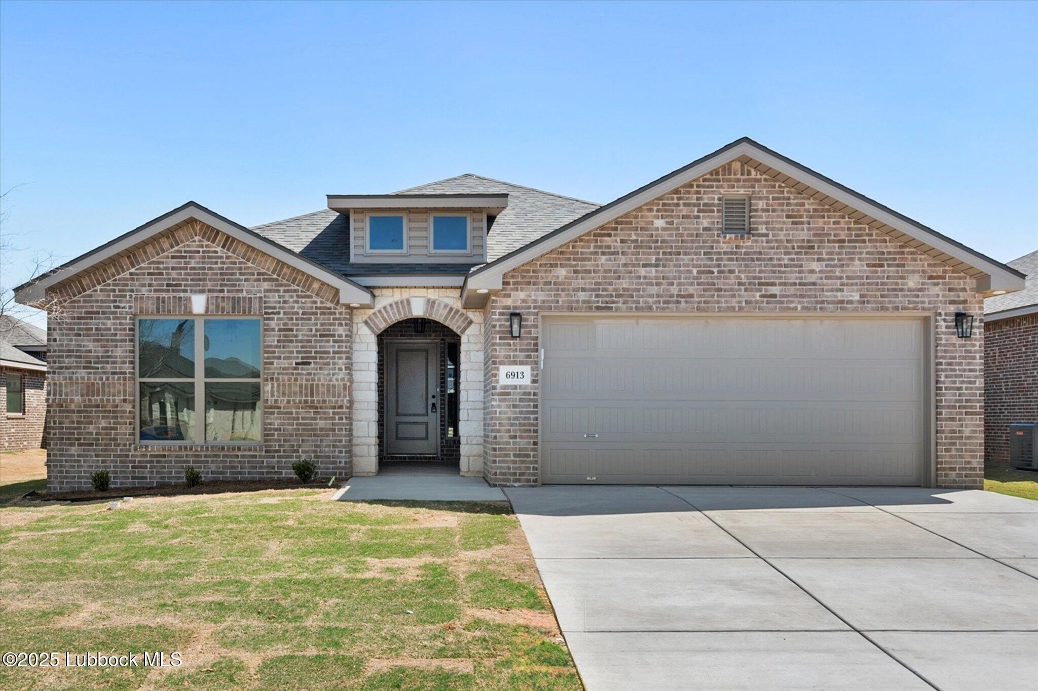 6913 55th Street, Lubbock, TX 79407, 4 Habitaciones Habitaciones , ,2 BañosBaños,Residential,En Venta,6913 55th Street,202552844