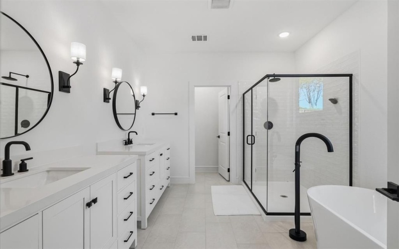 1018 Bleriot Drive, Fate, TX 75087, 5 Bedrooms Bedrooms, ,5 BathroomsBathrooms,Residential,For Sale,1018 Bleriot Drive,0,21149501