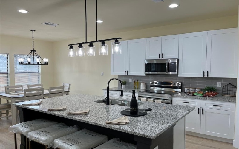 317 E 14th Avenue, Corsicana, TX 75110, 3 Habitaciones Habitaciones , ,2 BañosBaños,Residential,En Venta,317 E 14th Avenue,0,21149505