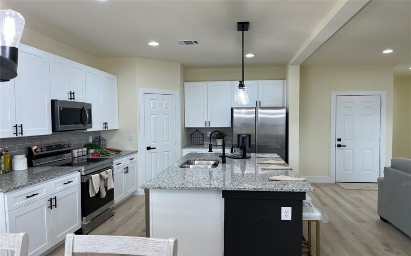 317 E 14th Avenue, Corsicana, TX 75110, 3 Habitaciones Habitaciones , ,2 BañosBaños,Residential,En Venta,317 E 14th Avenue,0,21149505