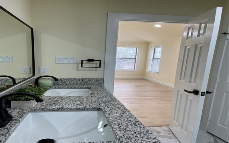 317 E 14th Avenue, Corsicana, TX 75110, 3 Habitaciones Habitaciones , ,2 BañosBaños,Residential,En Venta,317 E 14th Avenue,0,21149505