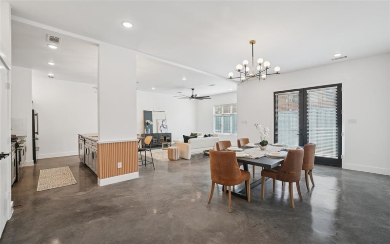 4618 Columbia Avenue #Bulding 2, Dallas, TX 75226, 6 Habitaciones Habitaciones , ,5 BañosBaños,Residential Multi Family,En Venta,4618 Columbia Avenue,0,21149557