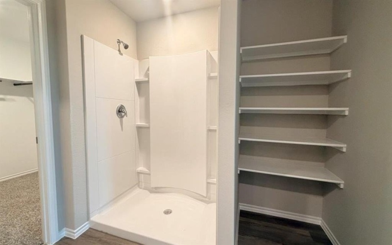 568 MARSH Street, Cleburne, TX 76033, 3 Habitaciones Habitaciones , ,2 BañosBaños,Residential,En Venta,568 MARSH Street,0,21149804