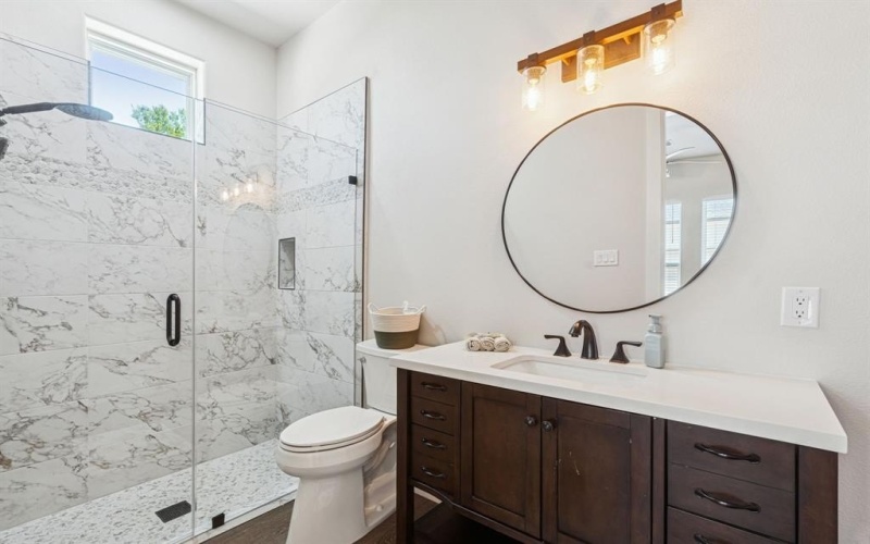 441 Kelda Lane, Highland Village, TX 75077, 4 Bedrooms Bedrooms, ,5 BathroomsBathrooms,Residential,For Sale,441 Kelda Lane,0,21145405