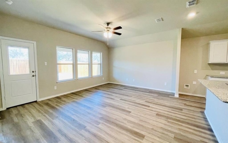 10612 SUNRISE CREEK Drive, Fort Worth, TX 76036, 4 Bedrooms Bedrooms, ,2 BathroomsBathrooms,Residential,For Sale,10612 SUNRISE CREEK Drive,0,21147271