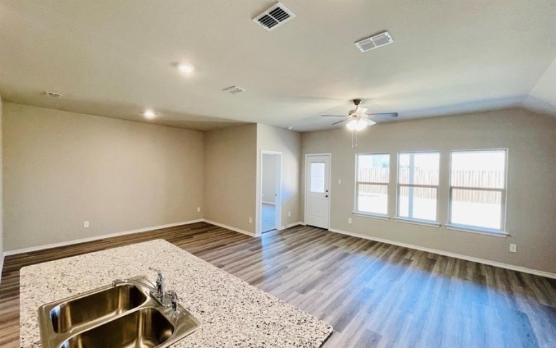 10612 SUNRISE CREEK Drive, Fort Worth, TX 76036, 4 Bedrooms Bedrooms, ,2 BathroomsBathrooms,Residential,For Sale,10612 SUNRISE CREEK Drive,0,21147271