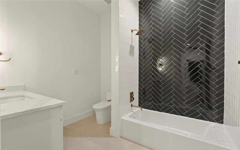 8623 San Fernando Way, Dallas, TX 75218, 4 Bedrooms Bedrooms, ,5 BathroomsBathrooms,Residential,For Sale,8623 San Fernando Way,0,21147433