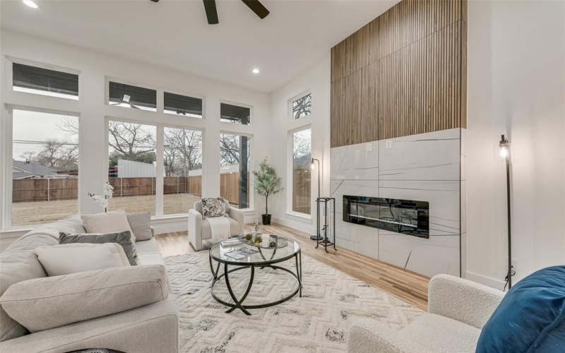 815 S Waverly Drive, Dallas, TX 75208, 4 Bedrooms Bedrooms, ,3 BathroomsBathrooms,Residential,For Sale,815 S Waverly Drive,0,21147837