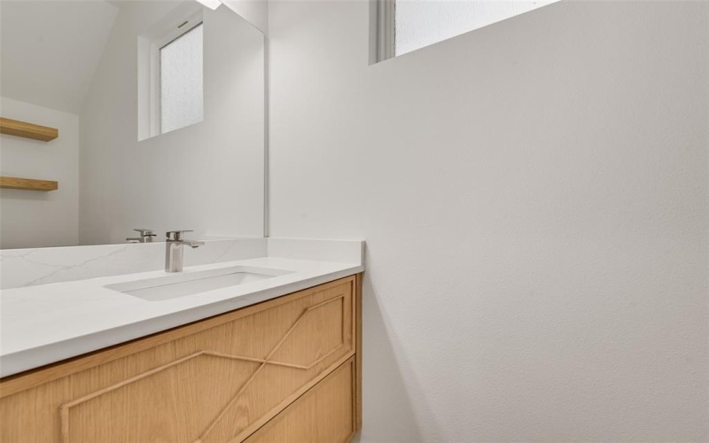 815 S Waverly Drive, Dallas, TX 75208, 4 Bedrooms Bedrooms, ,3 BathroomsBathrooms,Residential,For Sale,815 S Waverly Drive,0,21147837