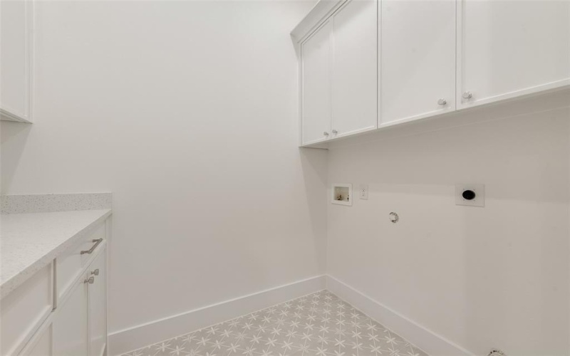 815 S Waverly Drive, Dallas, TX 75208, 4 Bedrooms Bedrooms, ,3 BathroomsBathrooms,Residential,For Sale,815 S Waverly Drive,0,21147837