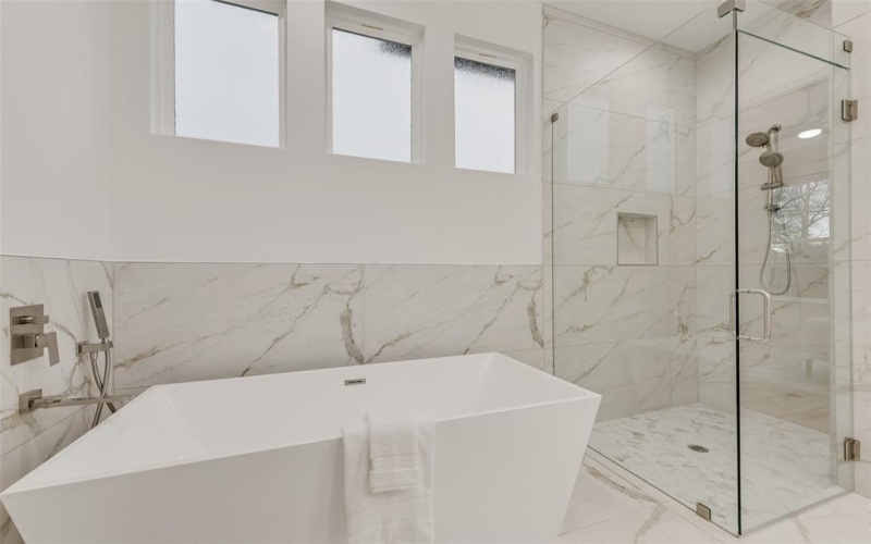 815 S Waverly Drive, Dallas, TX 75208, 4 Bedrooms Bedrooms, ,3 BathroomsBathrooms,Residential,For Sale,815 S Waverly Drive,0,21147837