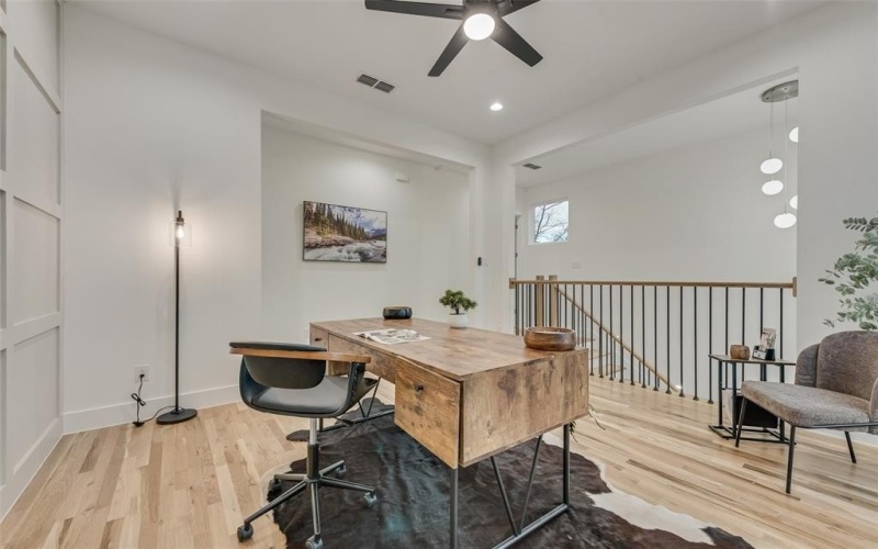 815 S Waverly Drive, Dallas, TX 75208, 4 Bedrooms Bedrooms, ,3 BathroomsBathrooms,Residential,For Sale,815 S Waverly Drive,0,21147837