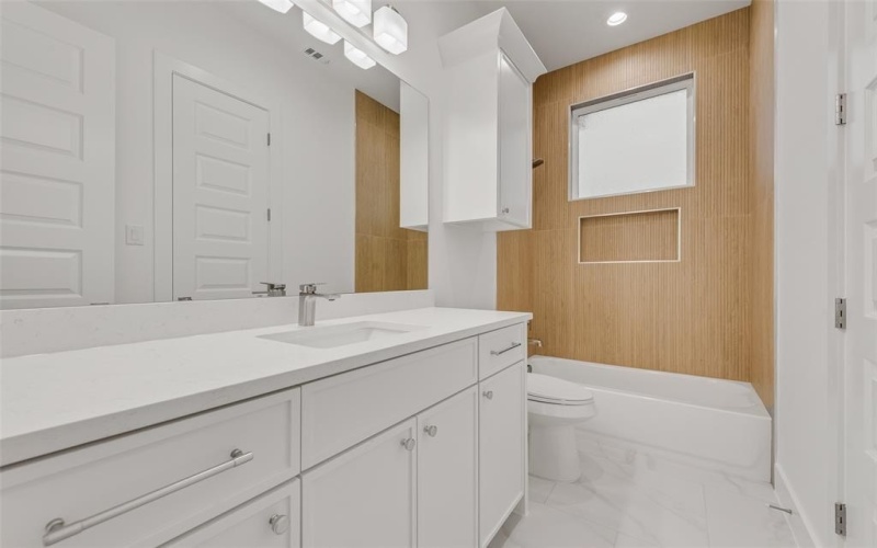 815 S Waverly Drive, Dallas, TX 75208, 4 Bedrooms Bedrooms, ,3 BathroomsBathrooms,Residential,For Sale,815 S Waverly Drive,0,21147837