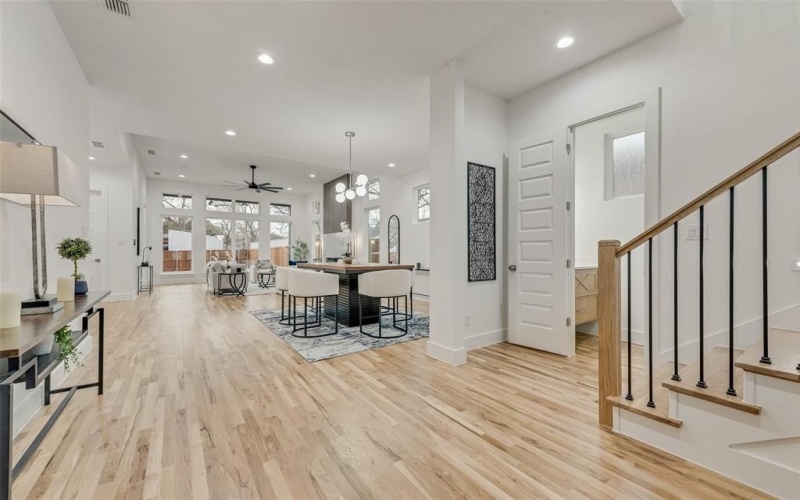 815 S Waverly Drive, Dallas, TX 75208, 4 Bedrooms Bedrooms, ,3 BathroomsBathrooms,Residential,For Sale,815 S Waverly Drive,0,21147837