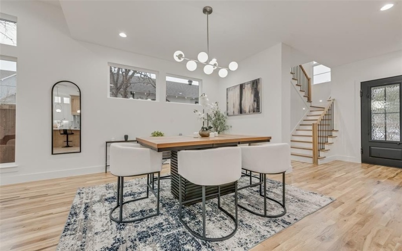 815 S Waverly Drive, Dallas, TX 75208, 4 Bedrooms Bedrooms, ,3 BathroomsBathrooms,Residential,For Sale,815 S Waverly Drive,0,21147837