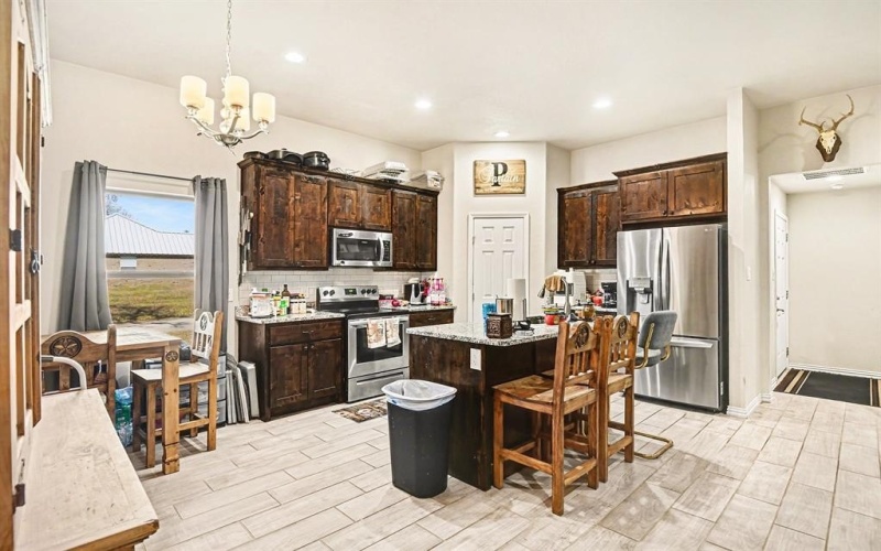 621 N Avenue B, Springtown, TX 76082, 3 Bedrooms Bedrooms, ,2 BathroomsBathrooms,Residential,For Sale,621 N Avenue B,0,21148003