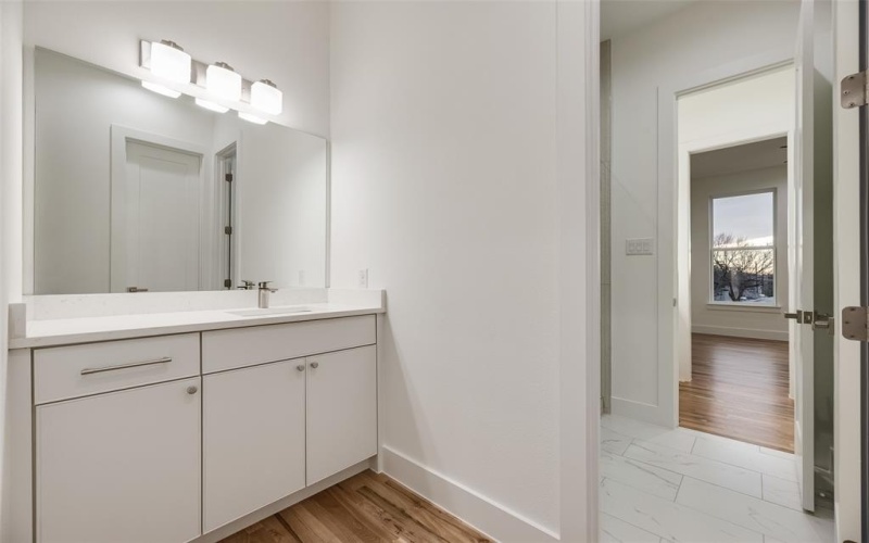 3422 Bogata Boulevard, Dallas, TX 75220, 4 Habitaciones Habitaciones , ,3 BañosBaños,Residential,En Venta,3422 Bogata Boulevard,0,21148173