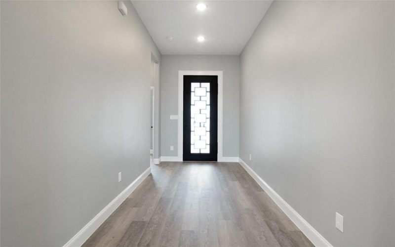 5824 Belaire Circle, Granbury, TX 76048, 3 Bedrooms Bedrooms, ,2 BathroomsBathrooms,Residential,For Sale,5824 Belaire Circle,0,21148807