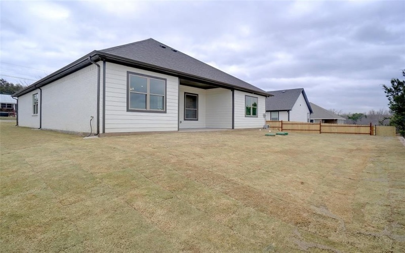 5824 Belaire Circle, Granbury, TX 76048, 3 Bedrooms Bedrooms, ,2 BathroomsBathrooms,Residential,For Sale,5824 Belaire Circle,0,21148807