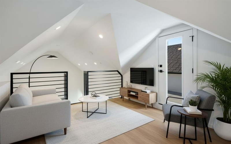 4811 Denton Drive #103, Dallas, TX 75235, 3 Bedrooms Bedrooms, ,3 BathroomsBathrooms,Residential,For Sale,4811 Denton Drive,0,21148835