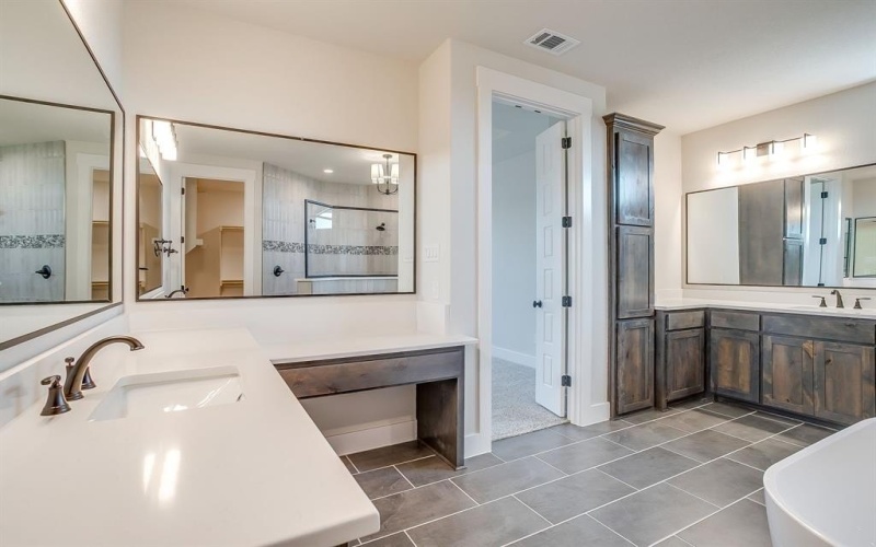 410 Olson Road, Waxahachie, TX 75167, 4 Bedrooms Bedrooms, ,3 BathroomsBathrooms,Residential,For Sale,410 Olson Road,0,21148978