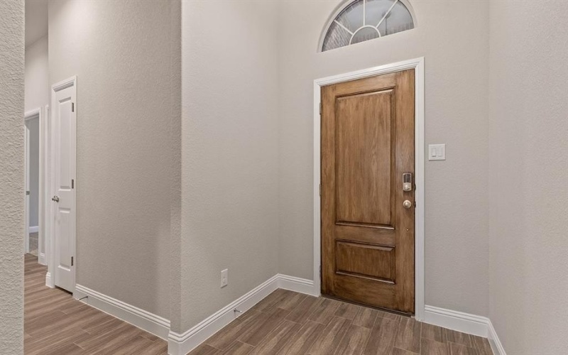 10412 SUNSET SHORE Drive, Grand Prairie, TX 76065, 4 Habitaciones Habitaciones , ,2 BañosBaños,Residential,En Venta,10412 SUNSET SHORE Drive,0,21149282