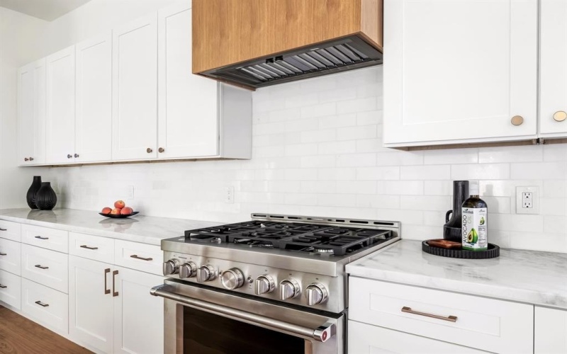 2414 Grigsby Avenue, Dallas, TX 75204, 4 Bedrooms Bedrooms, ,3 BathroomsBathrooms,Residential,For Sale,2414 Grigsby Avenue,0,21149350