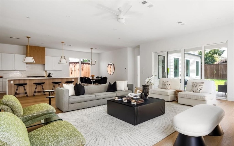 2414 Grigsby Avenue, Dallas, TX 75204, 4 Bedrooms Bedrooms, ,3 BathroomsBathrooms,Residential,For Sale,2414 Grigsby Avenue,0,21149350