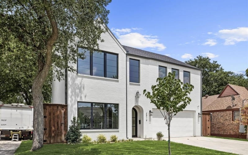 2414 Grigsby Avenue, Dallas, TX 75204, 4 Bedrooms Bedrooms, ,3 BathroomsBathrooms,Residential,For Sale,2414 Grigsby Avenue,0,21149350