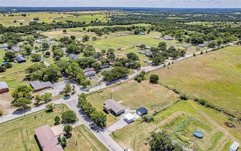 111 County Road 1303, Bridgeport, TX 76426, 4 Bedrooms Bedrooms, ,2 BathroomsBathrooms,Residential,For Sale,111 County Road 1303,0,21149825