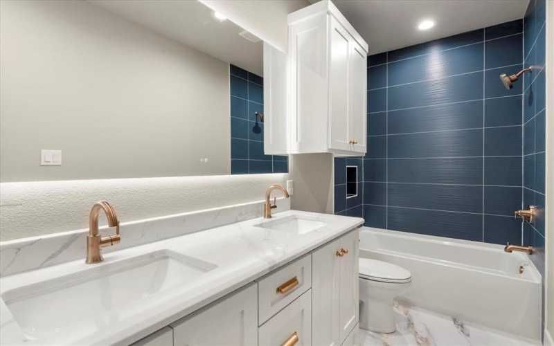 2565 Groves Court, Tool, TX 75143, 6 Bedrooms Bedrooms, ,6 BathroomsBathrooms,Residential,For Sale,2565 Groves Court,0,21149847