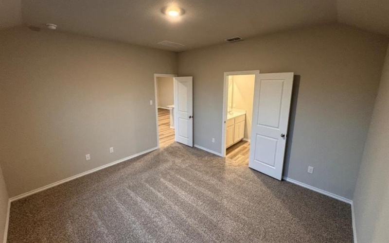 560 MARSH Street, Cleburne, TX 76033, 4 Habitaciones Habitaciones , ,2 BañosBaños,Residential,En Venta,560 MARSH Street,0,21149849