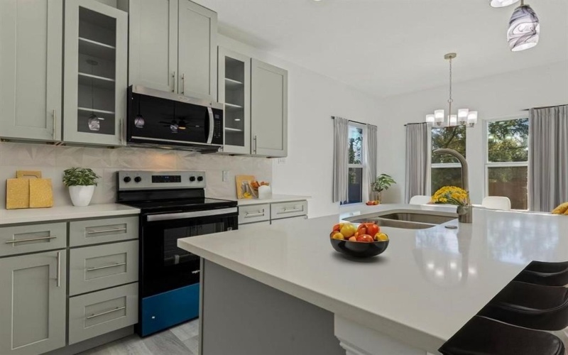 2619 Hillside Drive, Granbury, TX 76048, 3 Bedrooms Bedrooms, ,2 BathroomsBathrooms,Residential,For Sale,2619 Hillside Drive,0,21149872