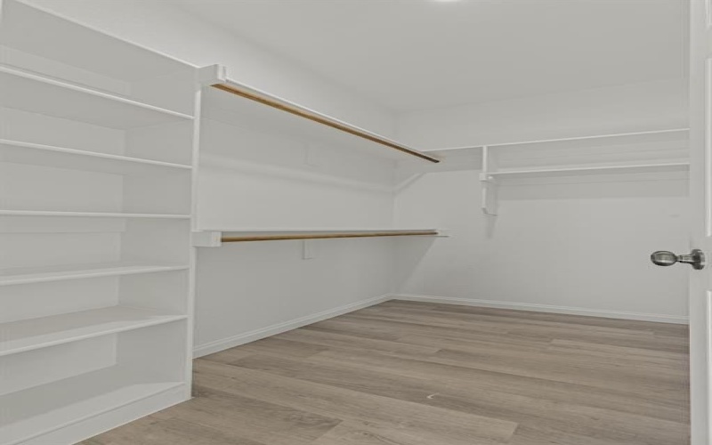 2619 Hillside Drive, Granbury, TX 76048, 3 Bedrooms Bedrooms, ,2 BathroomsBathrooms,Residential,For Sale,2619 Hillside Drive,0,21149872