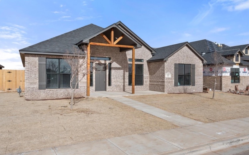 7528 57th Street, Lubbock, TX 79407, 4 Bedrooms Bedrooms, ,3 BathroomsBathrooms,Residential,For Sale,7528 57th Street,202552927
