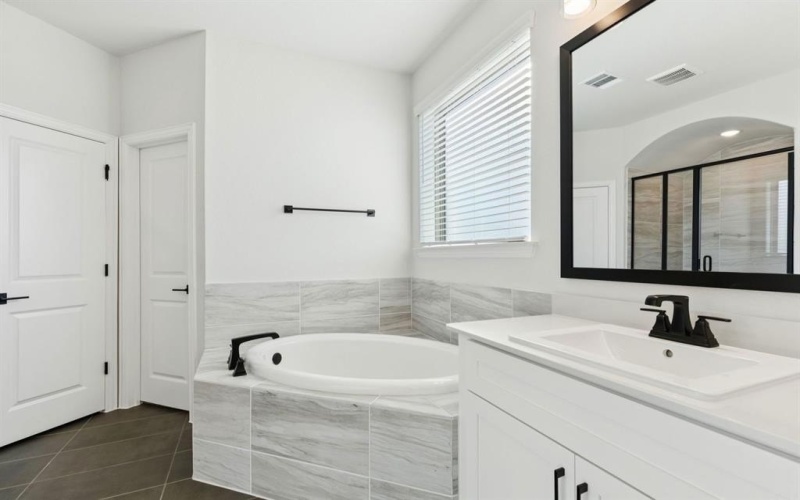 1916 Huron Drive, Forney, TX 75126, 5 Bedrooms Bedrooms, ,3 BathroomsBathrooms,Residential,For Sale,1916 Huron Drive,0,21149942