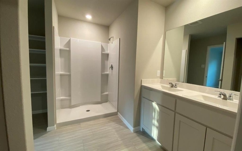 521 MARSH Street, Cleburne, TX 76033, 4 Bedrooms Bedrooms, ,2 BathroomsBathrooms,Residential,For Sale,521 MARSH Street,0,21150083