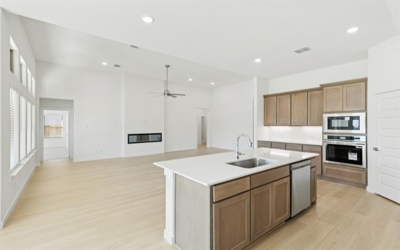 2433 Rembrandt Drive, Waxahachie, TX 75165, 4 Habitaciones Habitaciones , ,3 BañosBaños,Residential,En Venta,2433 Rembrandt Drive,0,21150090