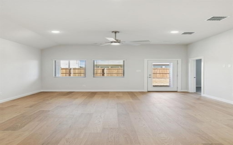 970 Dahlia Drive, Lavon, TX 75166, 3 Habitaciones Habitaciones , ,2 BañosBaños,Residential,En Venta,970 Dahlia Drive,0,21150149