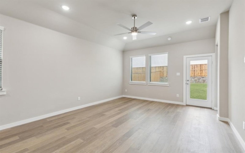 8308 Coastal Lane, Aubrey, TX 76227, 4 Habitaciones Habitaciones , ,3 BañosBaños,Residential,En Venta,8308 Coastal Lane,0,21150164