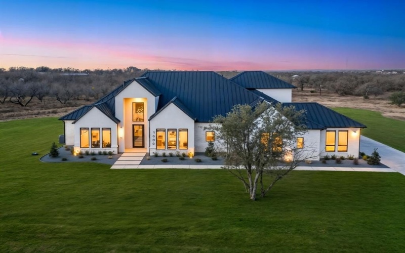 1009 Genoa Drive, Weatherford, TX 76087, 4 Habitaciones Habitaciones , ,5 BañosBaños,Residential,En Venta,1009 Genoa Drive,0,21150190